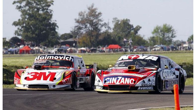 POLÉMICA. ¿Werner se adelantó en la largada de la serie? Rossi elevó la pregunta a los comisarios..