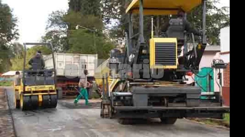 Los pavimentos se complementaron con obras hidráulicas..