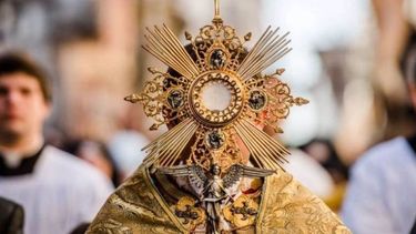 Recorrido parroquial por la celebración de Corpus Christi