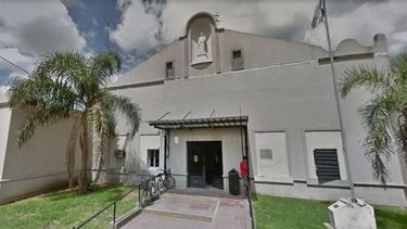 HOSPITAL DE CAPILLA. El joven pilarense permanece internado. .
