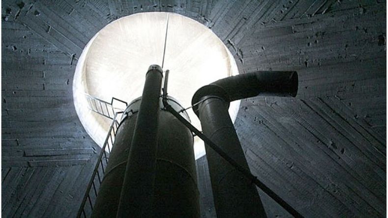 El tanque de agua, por dentro. Un símbolo de la ciudad que cumplió medio siglo..