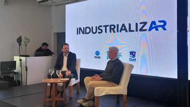 DURO. José Urtubey (izq.), planteó un panorama pesimista sobre la coyuntura económica.&nbsp; 