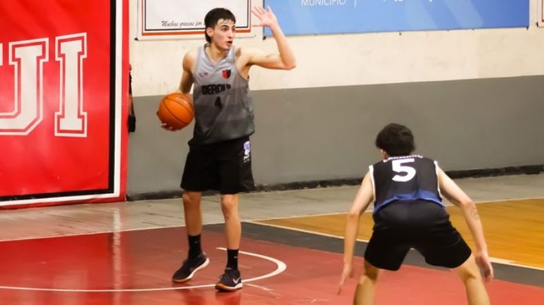 18 puntos anotó Nehuen Alvite para Derqui..