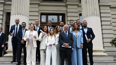 RENOVACIÓN. Los diputados bonaerenses electos recibieron sus diplomas y asumieron las autoridades de la Legislatura &nbsp;
