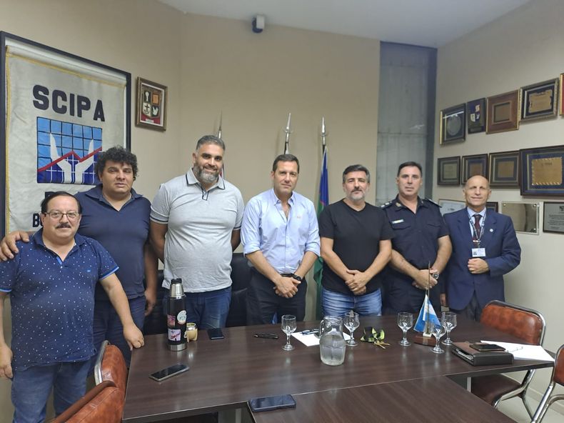 ENCUENTRO. Sipa recibió a las autoridades de Seguridad en la sede de la cámara. &nbsp;