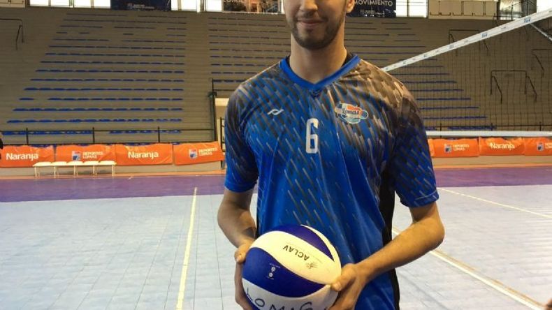 EN ASCENSO. Flores surgió de Muni Pilar. Pasó River, UNTREF y Ciudad de Campana. Foto Prensa Lomas Voley..