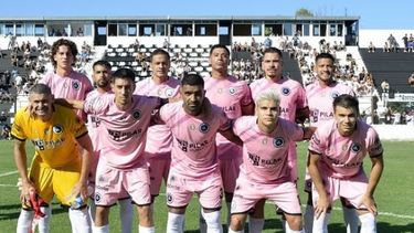 Real Pilar quedó como escolta de San Carlos en la Primera B Metro.