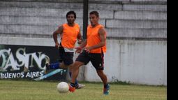 ENCARADOR. Fernando Cobian abrió la cuenta, en la victoria 3-1 del Rancho..