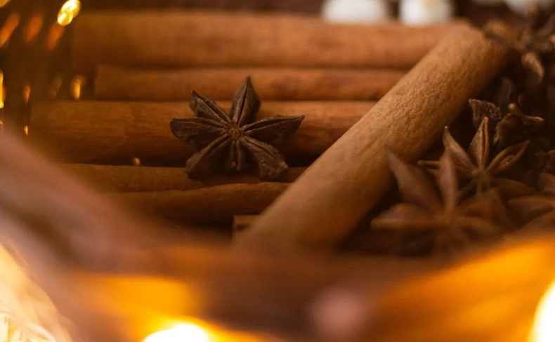 La canela atrae la abundancia y la prosperidad. (indiaveda.com)..webp