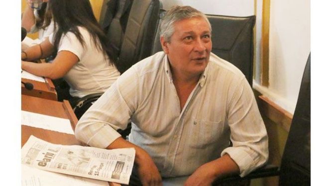¿DE LA BANCA AL STM? Zapata se autopostuló. .