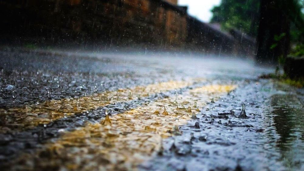 El Servicio Meteorológico Nacional anticipa un viernes gris y pasado por agua en Pilar. Se esperan ráfagas, granizo y fuerte actividad eléctrica.