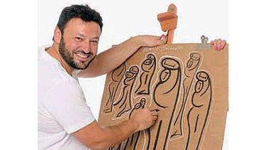 EL ABRAZO. La serie de Marmo recorre el país..