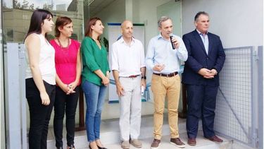 APERTURA. El intendente Nicolás Ducoté, inauguró ayer la nueva oficina de la Dirección de Niñez, Adolescencia y Familia y de la Dirección de Género y Diversidad Sexual. Funcionarán en Rivadavia 331, en el edificio de la Clínica Privada de Pilar. Del acto participó la subsecretaria de Género y Diversidad Sexual bonaerense, Daniela Reich..