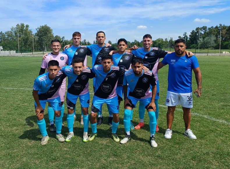 INVICTA. La Sub 21 de Pilar City lidera la División B con 12 triunfos consecutivos.