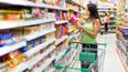 Los supermercados de grandes cadenas y los shoppings cerrarán este lunes.&nbsp;