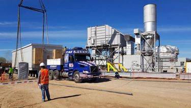 QUEJAS. La termoeléctrica podrá funcionar tras casi seis años de su instalación. .