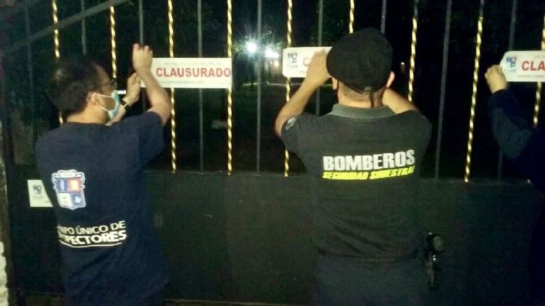 El lugar fue clausurado. No contaba con habilitación ni conforme de bomberos..