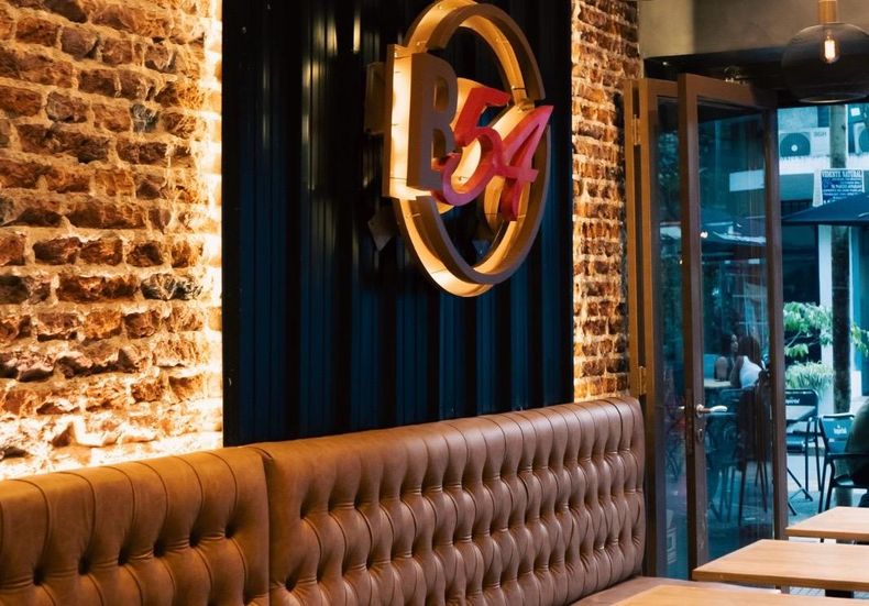 El local de Villa Devoto presenta una nueva apuesta estética.&nbsp;