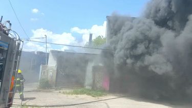 incendio consumio un taller mecanico