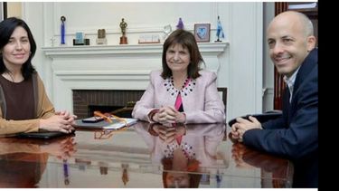 S.O.S. Ducoté y Sandra Cabrera, visitaron a Patricia Bullrich..