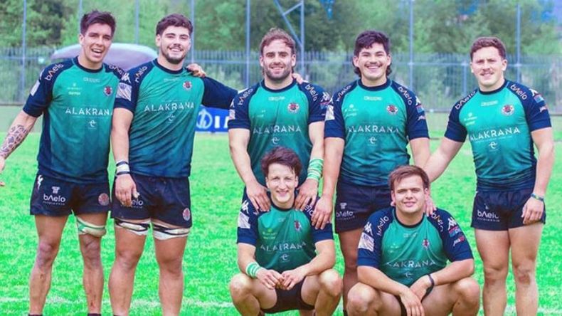 LOS ARGENTINOS: Lamas, Renthel, Bottoni junto a Bautista Arraz, Agustín Noguera y Luciano Altave..