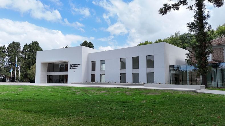 CASA PROPIA. La inauguración del edificio fue el último gran paso de la Universidad.
