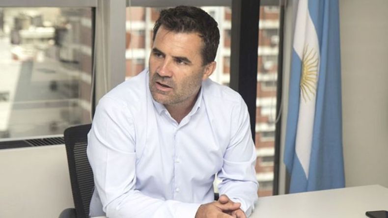 DARÍO MARTÍNEZ: “Hoy el Estado subsidia el 51% del costo general de la energía; y el 49% restante se paga en la factura; eso hay que empezar a equilibrarlo, pero es un proceso que va a llevar mucho tiempo”. .