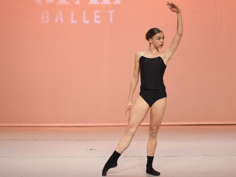 Abril Marinelli también participó en categoría Contemporáneo.