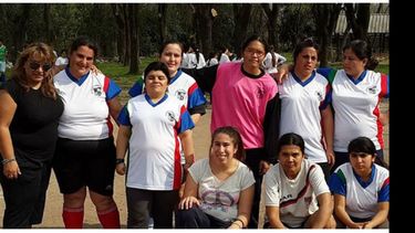 Las chicas del Programa Municipal superaron 3-2 a Trascender y por 4-3 a San Isidro..