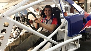 Martín Vázquez, esta tarde en Chacabuco, sobre la Dodge del Trotta Racing..
