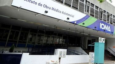 RECLAMO. La madre de Lionela no descarta presentarse ante la Justicia para conseguir la insulina..