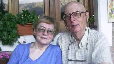TODA LA VIDA. David Jeitfetz junto a su esposa Elsa Robin..