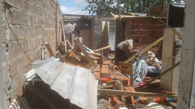DESTRUCCIÓN. Así quedó la vivienda luego del temporal..