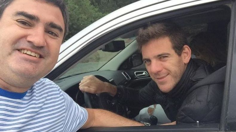 Perucho con Delpo. Marcelo Pérez sigue de gira con los deportistas famosos. Después de su excursión a oriente para sacarse una foto con el Vasco Arruabarrena, ahora hizo menos kilómetros y se encontró con La Torre de Tandil, Juan Martín del Potro..