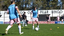 PELOTA. Ariel Otermín estaría en el once inicial ante Acassuso.