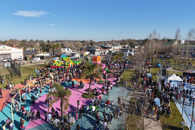 La plaza de Peruzzotti está completamente remodelada.