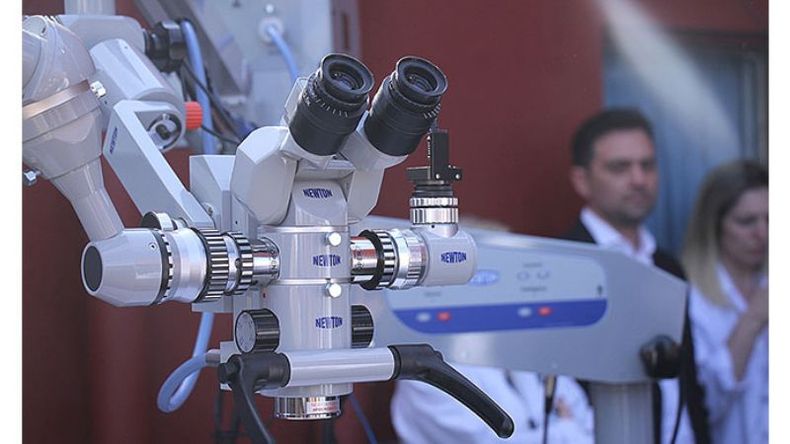 MODERNIZACIÓN. El microscopio, nueva herramienta del hospital..