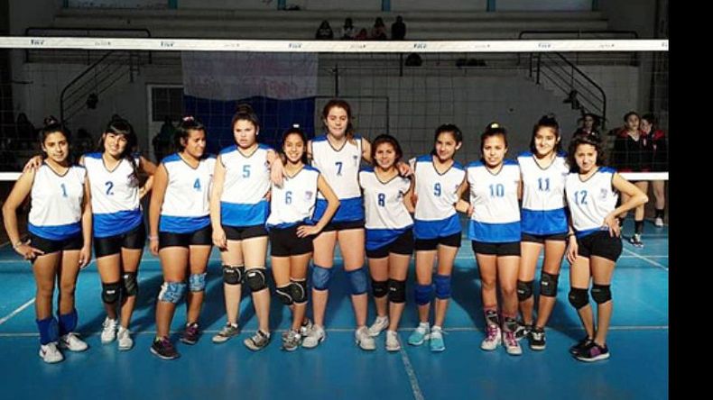 Las chicas del Sub 16 defendieron la tabla de la tabal con una buena victoria..