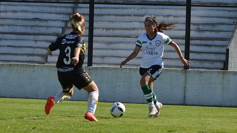 MAGIA. Benítez será la conductora ofensiva de Real en Quilmes..