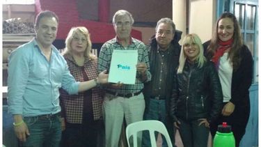 JUBILADOS. Los candidatos locales entregaron documentación..