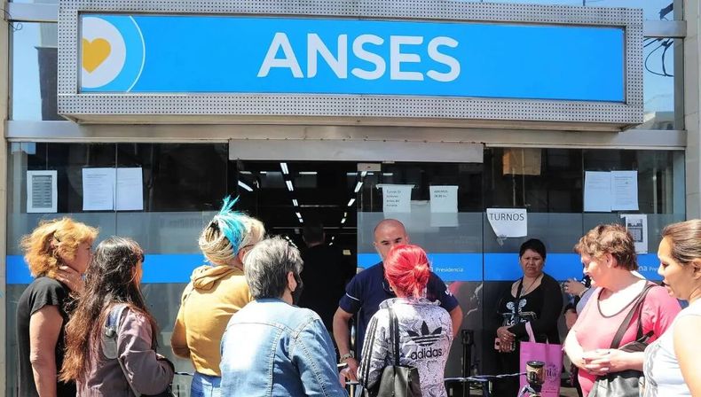 Jubilados y Pensionados: quiénes cobran su haber de Anses