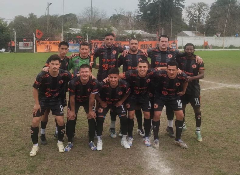 EQUIPO. Zelaya llegó a la final tras vencer por penales a Náutico Hacoaj.