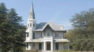 El icónico Castillo Pando Carabassa será sede de una feria este domingo.&nbsp;