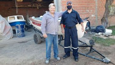 Agradecemos al Sr. Guillermo Murray, de la empresa Plastboat, por habernos reparado al completo una lancha del cuartel, sin costo alguno para la institución. Eternamente agradecidos con Guillermo. Bomberos Voluntarios De Pilar..