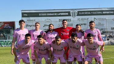 ONCE INICIAL. La formación de Real Pilar que jugó este sábado en Laferrere.