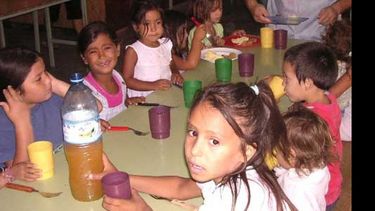 Los chicos de los comedores seguirán recibiendo sus alimentos..