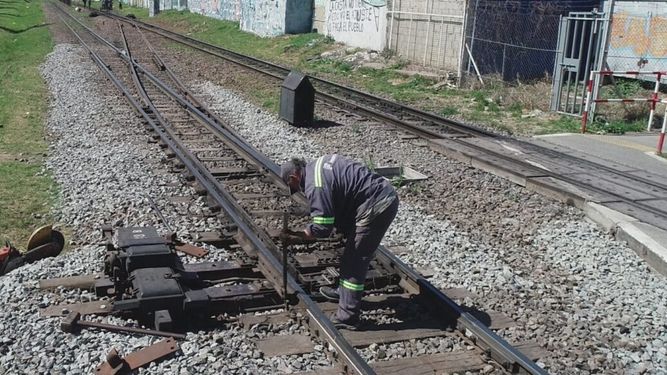 En el Belgrano Norte se colocarán 18 nuevos aparatos de vía.