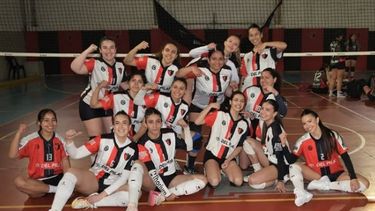 Derqui se mantiene como líder absoluto de Quinta División. Derqui se mantiene como líder absoluto de Quinta División.