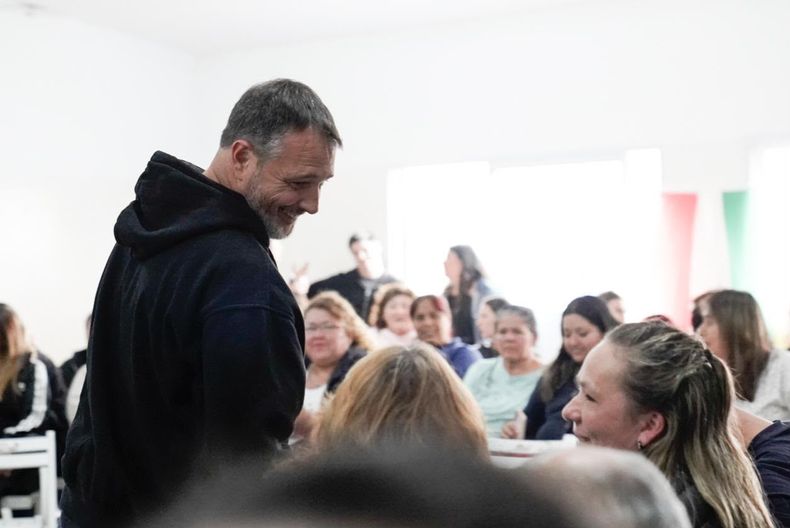 SALUDO. “Compartir experiencias y pensar nuevas ideas nos permite seguir mejorando cada barrio y localidad de Pilar”, dijo Santiago Laurent.&nbsp;