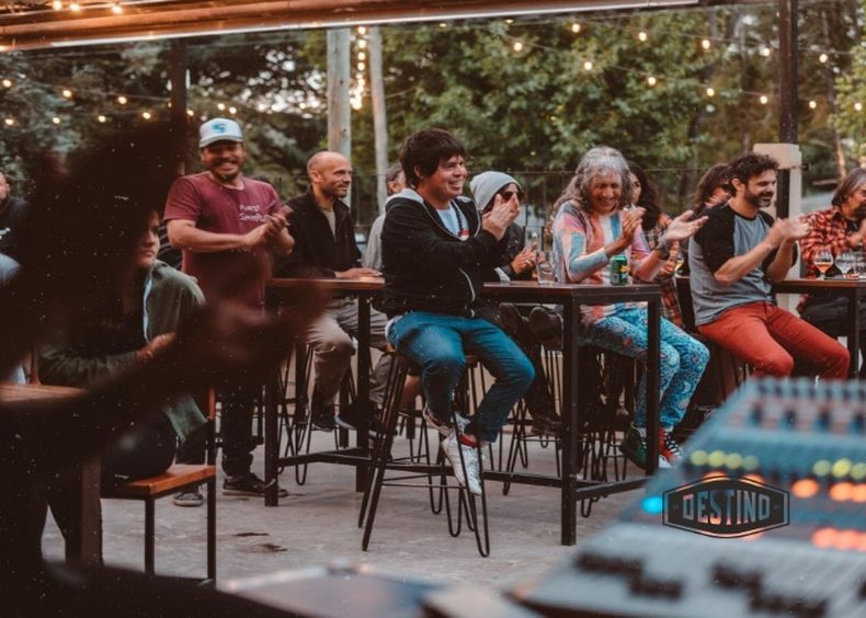 APLAUSOS. Destino apuesta al teatro además de la agenda musical.